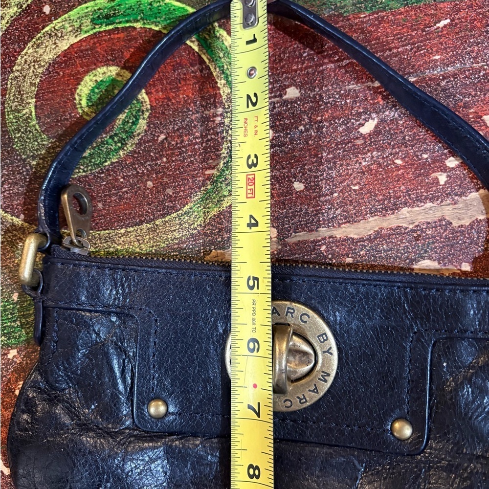 ▪️MARC BY MARC JACOBS Mini Clutch with Strap - Picture 7 of 9